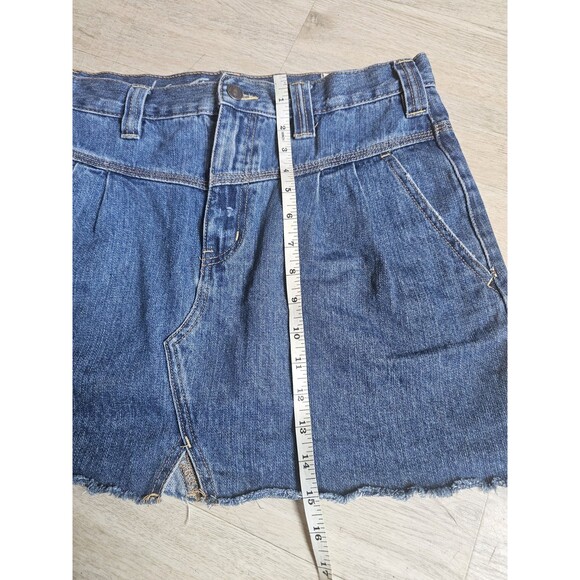 We The Free 29 Denim Mini Skirt Saratoga Blue Frayed Hem With Pockets - Picture 4 of 5